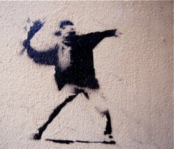 Banksy in der Kastanienallee - Foto: Henning Onken